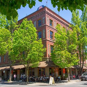 Mcmenamins Hotel Oregon